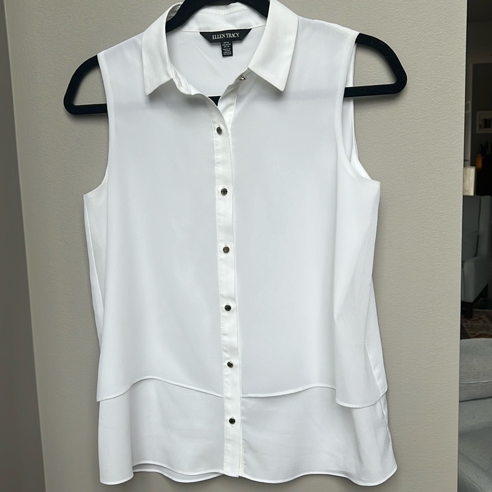NWOT Ellen Tracy top, size XS